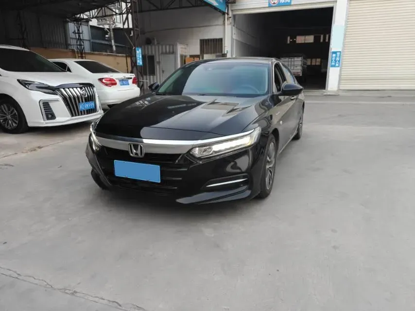 2018 Honda Accord 2.0L 146HP L4 E-CVT Hybrid,autocango,china used car exporter,china ev exporter,chinese used car exporter,chinese used ev exporter