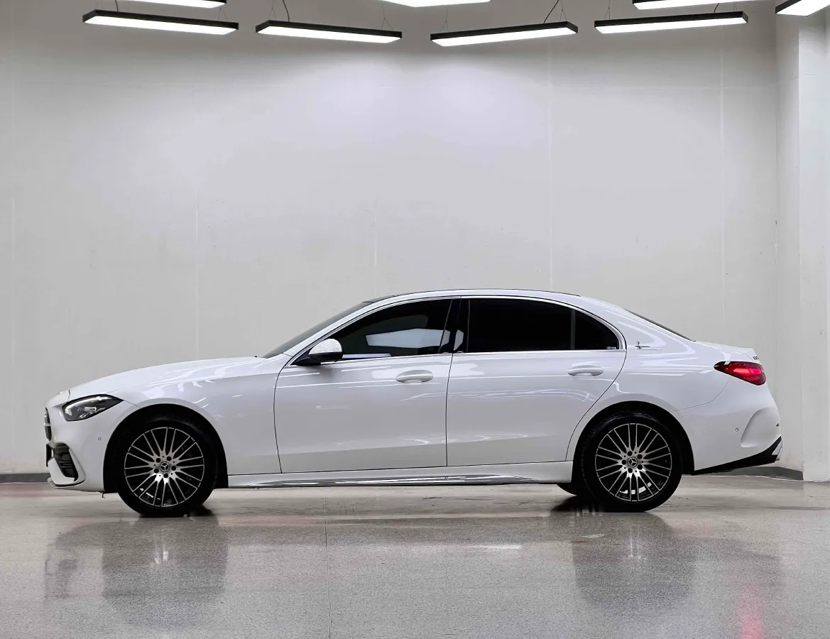 2023 Mercedes-Benz C Class 1.5T 204HP L4 9AT,autocango,china used car exporter,china ev exporter,chinese used car exporter,chinese used ev exporter