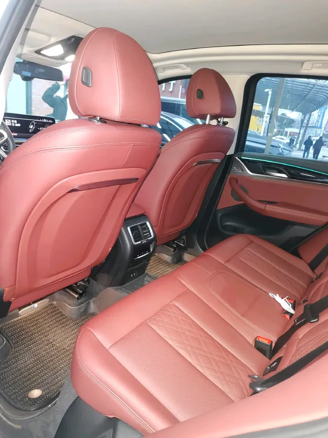 2022 BMW X3 2.0T 184HP L4 8AT,autocango,china used car exporter,china ev exporter,chinese used car exporter,chinese used ev exporter