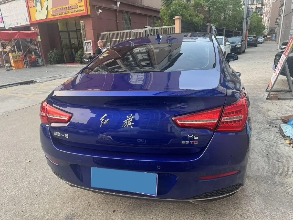 2020 HongQi H5 1.8T 197HP L4 6AT,autocango,china used car exporter,china ev exporter,chinese used car exporter,chinese used ev exporter