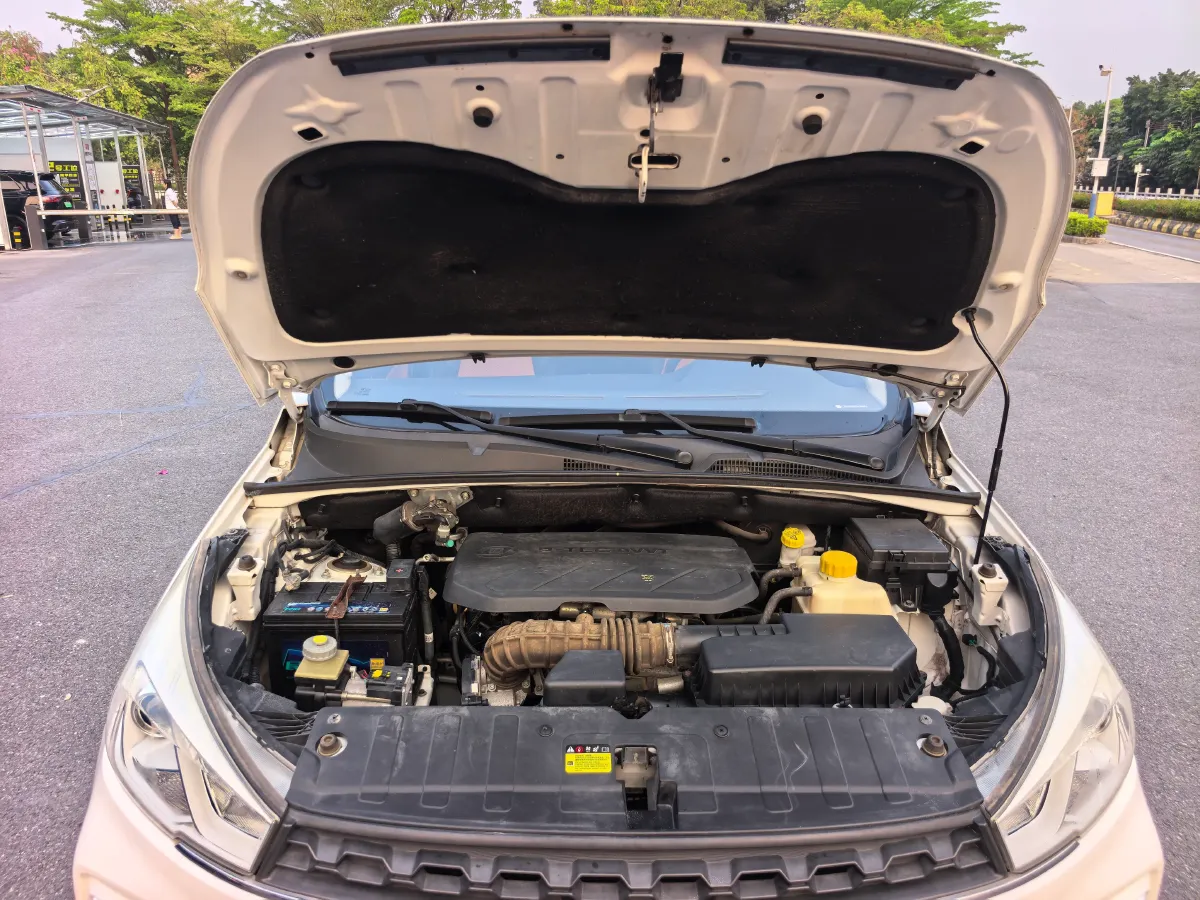 2019 WuLing HongGuang S3 1.5L 112HP L4 6MT,autocango,china used car exporter,china ev exporter,chinese used car exporter,chinese used ev exporter