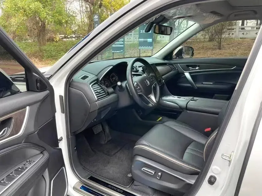 2020 Honda Avancier 2.0T 272HP L4 9AT,autocango,china used car exporter,china ev exporter,chinese used car exporter,chinese used ev exporter