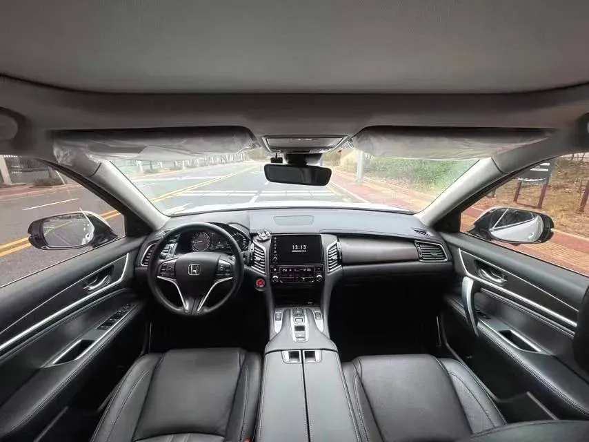 2020 Honda Avancier 2.0T 272HP L4 9AT,autocango,china used car exporter,china ev exporter,chinese used car exporter,chinese used ev exporter