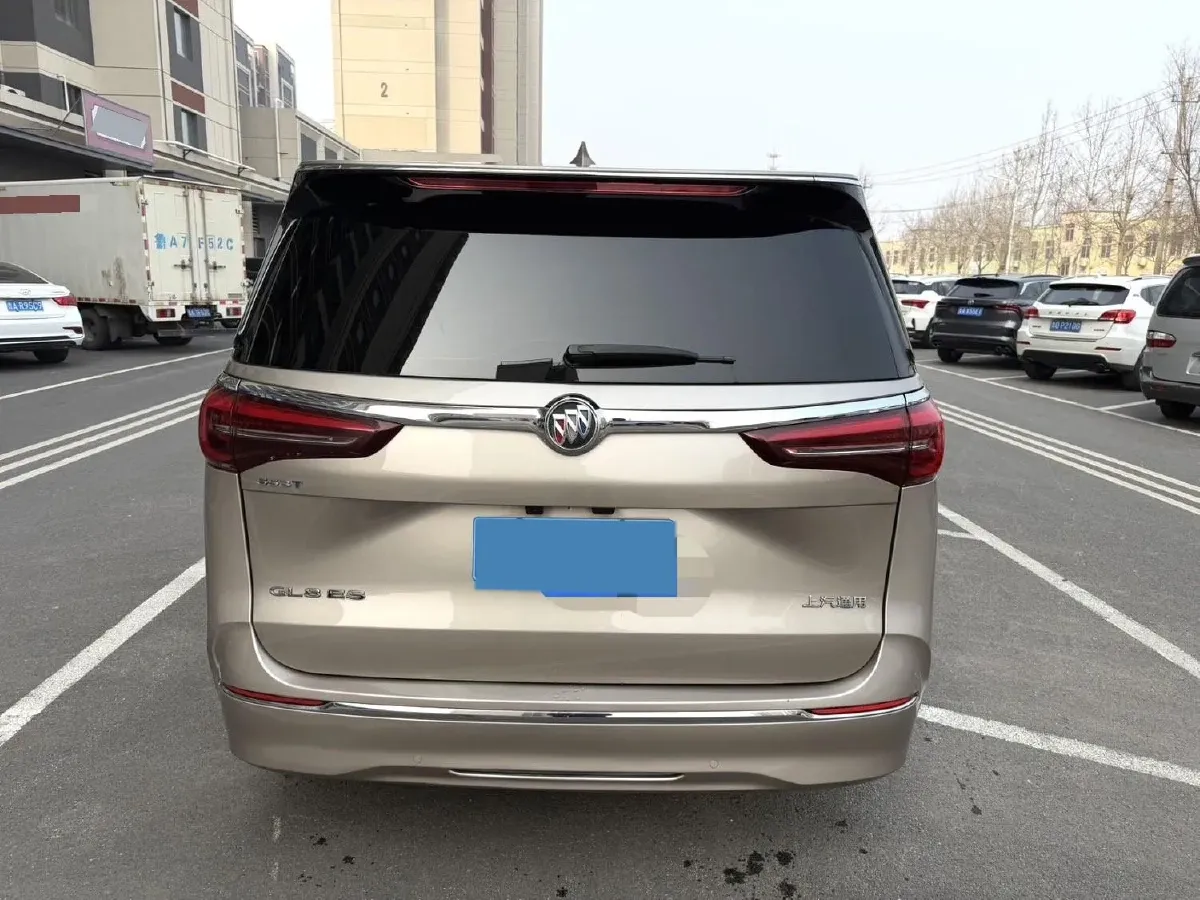 2022 Buick GL8 2.0T 237HP L4 9AT,autocango,china used car exporter,china ev exporter,chinese used car exporter,chinese used ev exporter