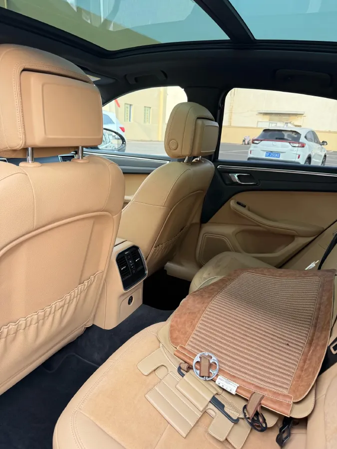 2018 Nissan Patrol 4.0L 279HP V6 7AT,autocango,china used car exporter,china ev exporter,chinese used car exporter,chinese used ev exporter