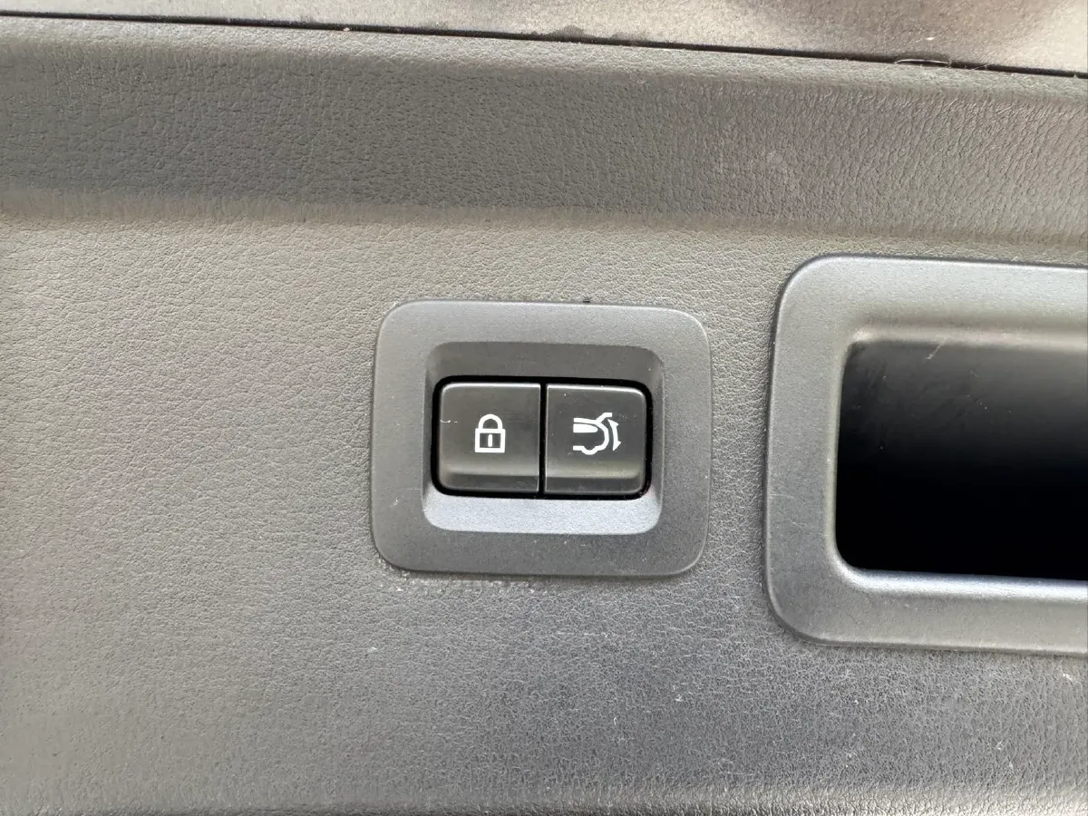 2023 Mazda CX-50 2.0L 155HP L4 6AT,autocango,china used car exporter,china ev exporter,chinese used car exporter,chinese used ev exporter