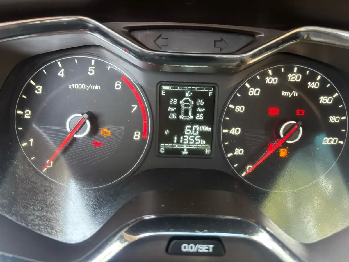 2017 BaoJun 310W 1.5L 112HP L4 6MT,autocango,china used car exporter,china ev exporter,chinese used car exporter,chinese used ev exporter