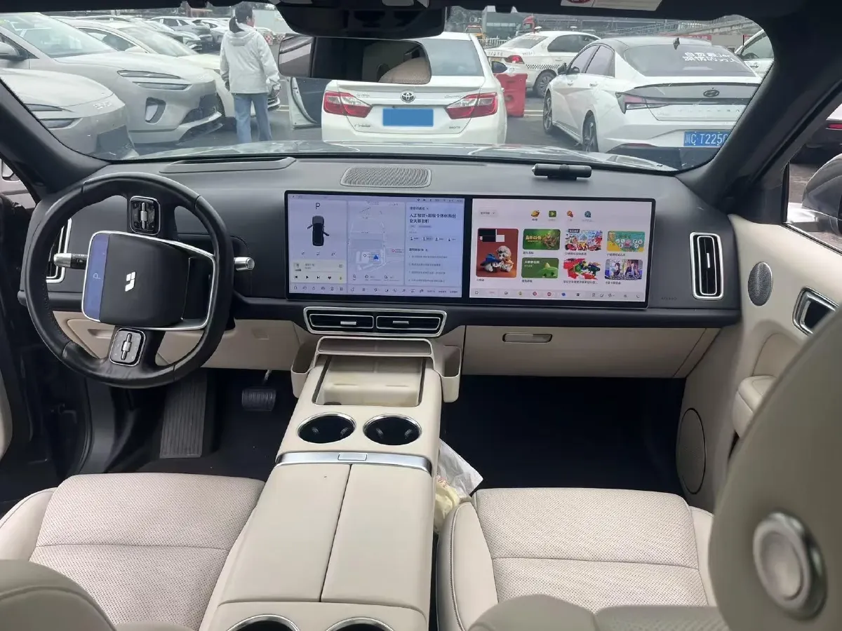 2022 Li L9 Range Extended 154HP REEV 42.6KWH,autocango,china used car exporter,china ev exporter,chinese used car exporter,chinese used ev exporter