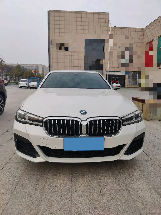 2021 BMW 5 Series 2.0T 184HP L4 8AT,autocango,china used car exporter,china ev exporter,chinese used car exporter,chinese used ev exporter