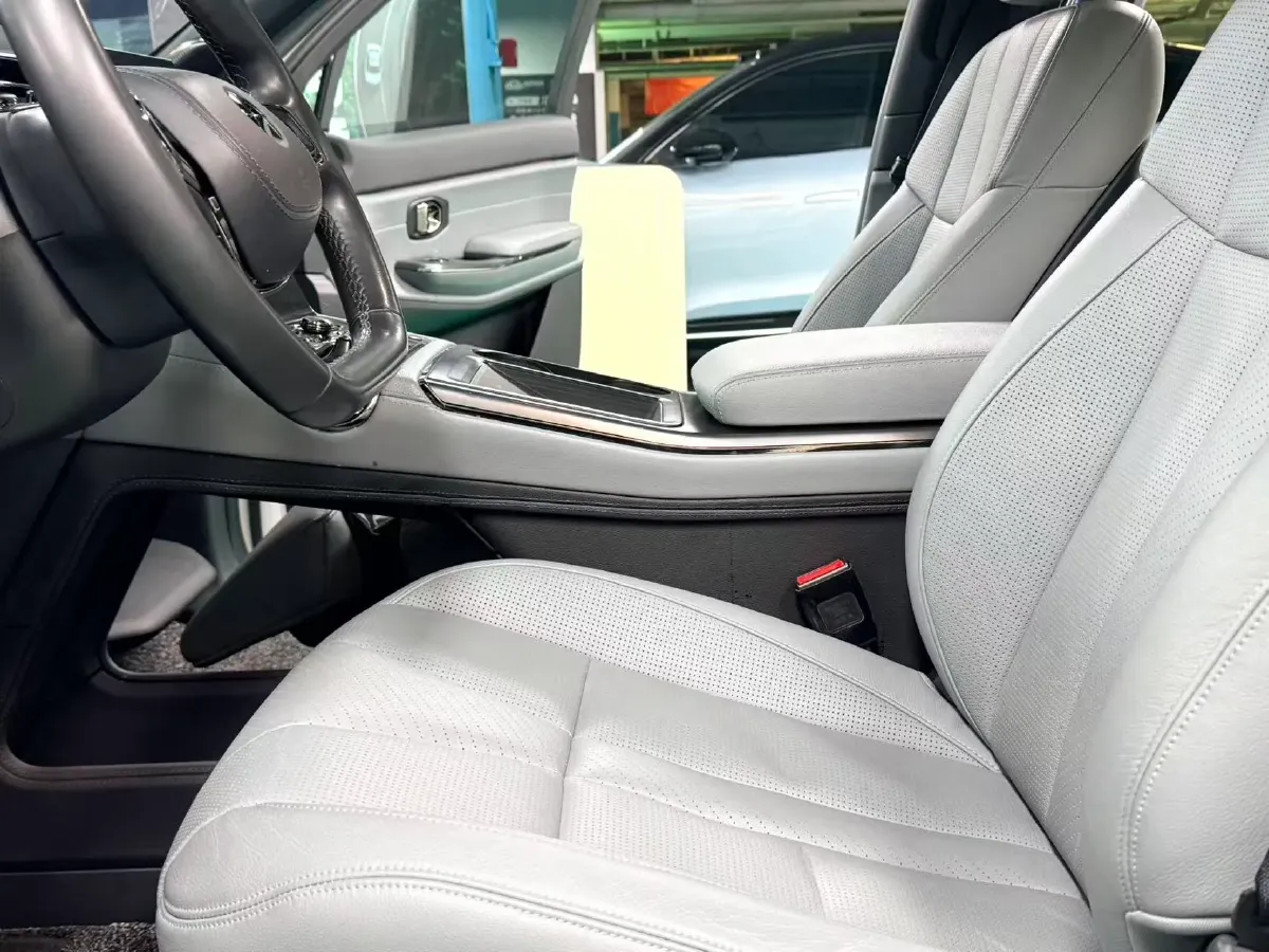 2022 NIO ES8 BEV 75KWH,autocango,china used car exporter,china ev exporter,chinese used car exporter,chinese used ev exporter