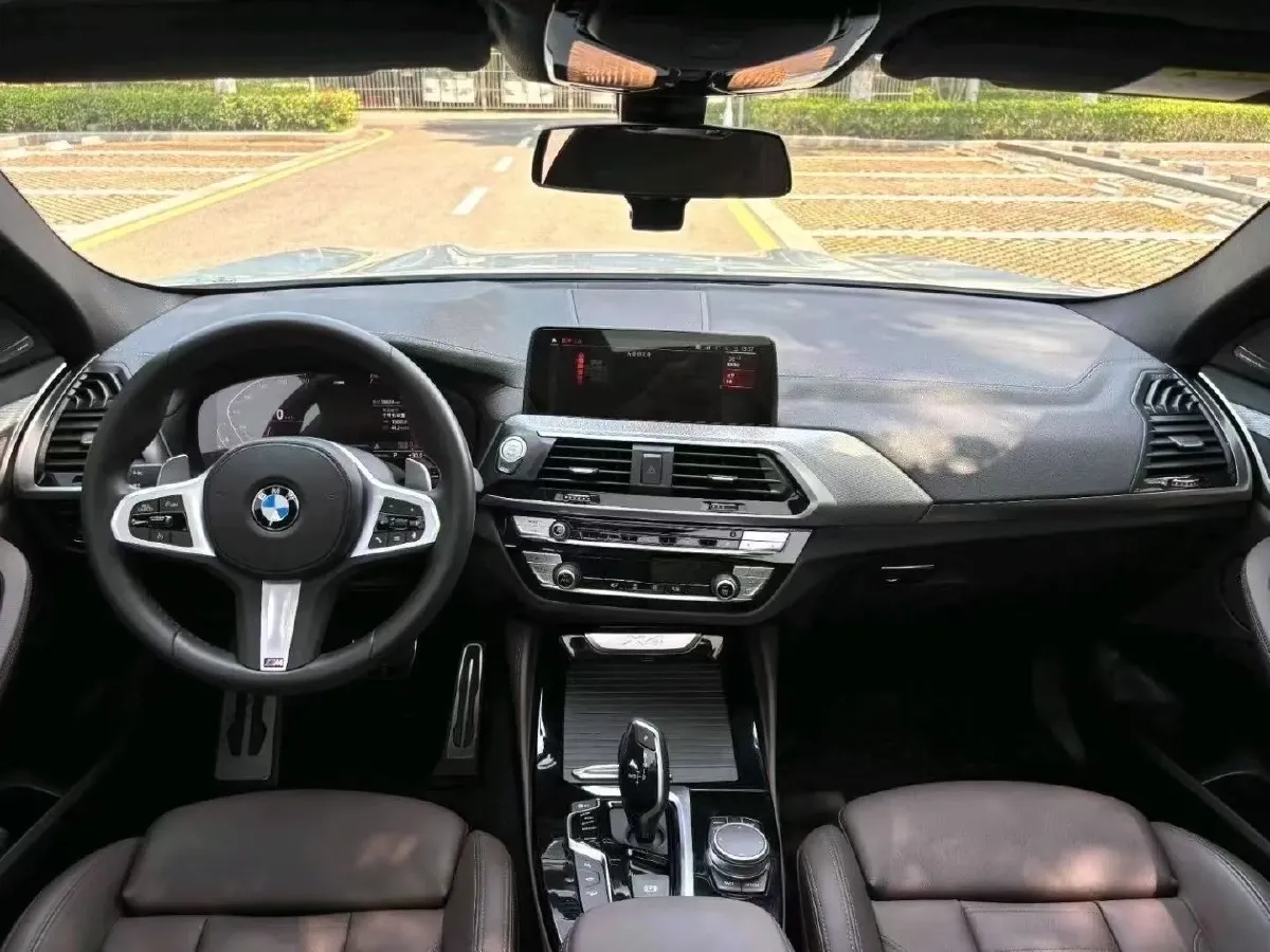 2021 BMW X4 2.0T 184HP L4 8AT,autocango,china used car exporter,china ev exporter,chinese used car exporter,chinese used ev exporter