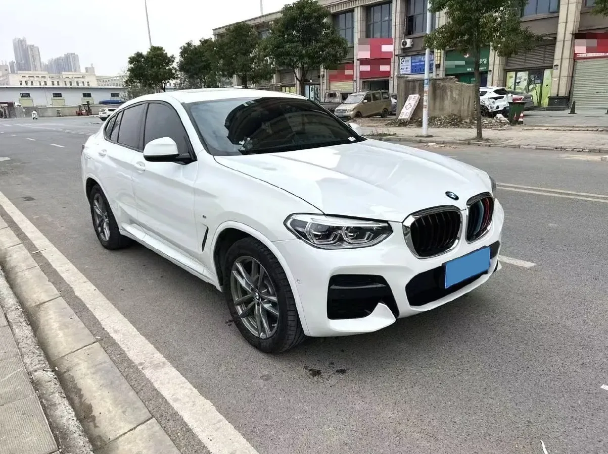 2021 BMW X4 2.0T 184HP L4 8AT,autocango,china used car exporter,china ev exporter,chinese used car exporter,chinese used ev exporter