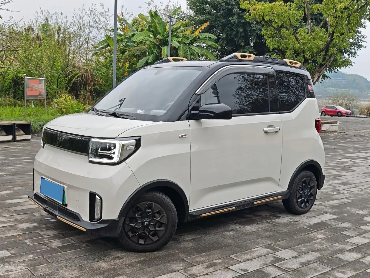 2022 WuLing HongGuang MINI EV BEV 26.5KWH,autocango,china used car exporter,china ev exporter,chinese used car exporter,chinese used ev exporter