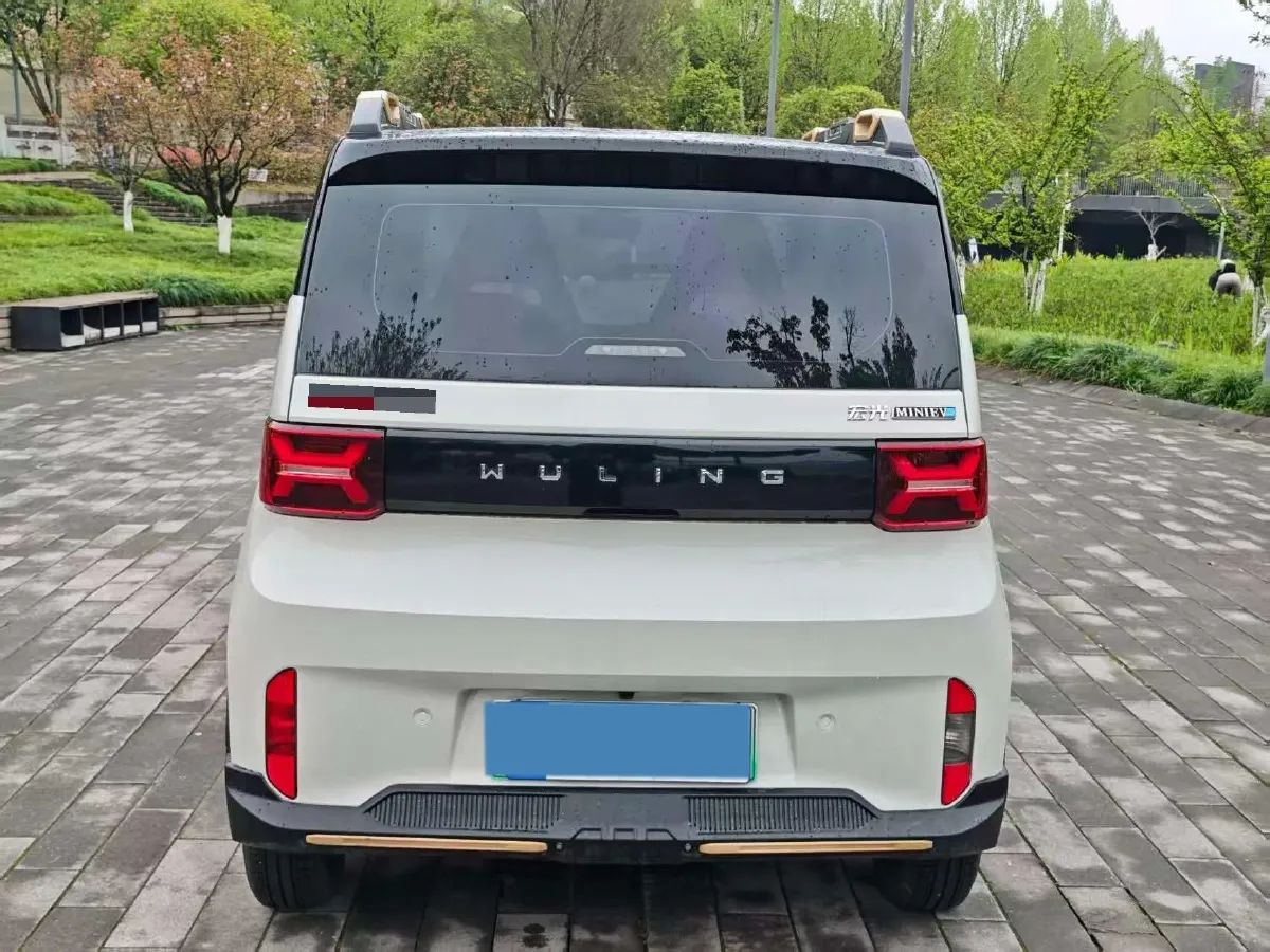 2022 WuLing HongGuang MINI EV BEV 26.5KWH,autocango,china used car exporter,china ev exporter,chinese used car exporter,chinese used ev exporter