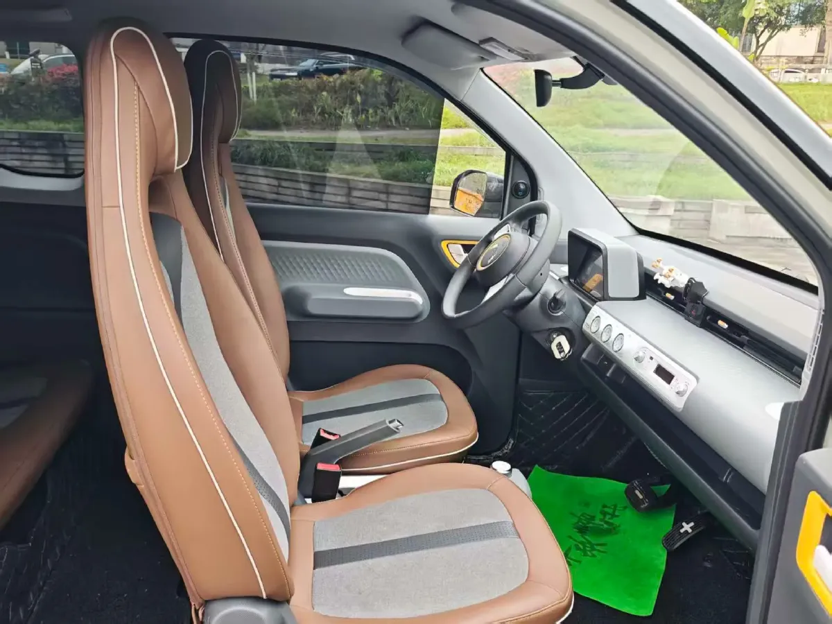 2022 WuLing HongGuang MINI EV BEV 26.5KWH,autocango,china used car exporter,china ev exporter,chinese used car exporter,chinese used ev exporter