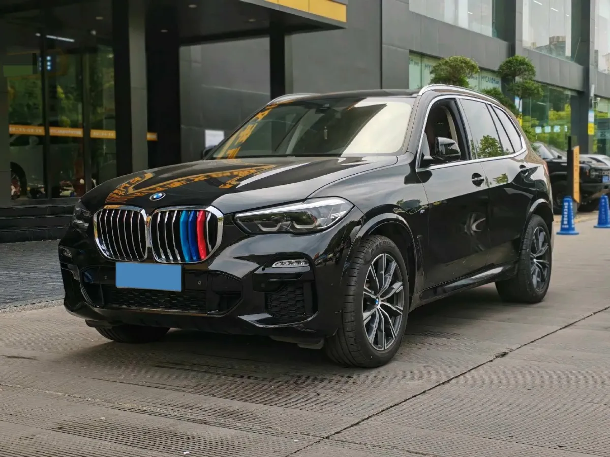 2021 BMW X5 2.0T 265HP L4 8AT,autocango,china used car exporter,china ev exporter,chinese used car exporter,chinese used ev exporter