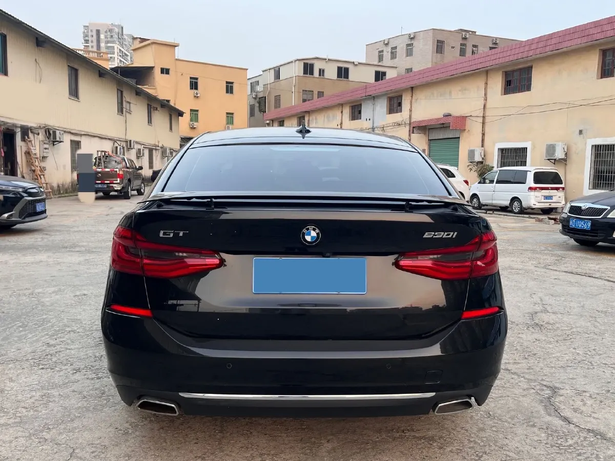 2021 BMW 6 Series GT 2.0T 258HP L4 8AT,autocango,china used car exporter,china ev exporter,chinese used car exporter,chinese used ev exporter
