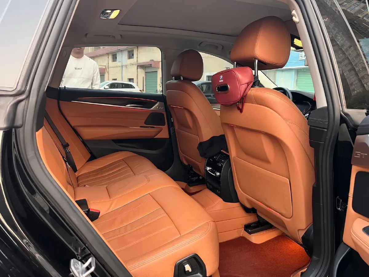 2021 BMW 6 Series GT 2.0T 258HP L4 8AT,autocango,china used car exporter,china ev exporter,chinese used car exporter,chinese used ev exporter