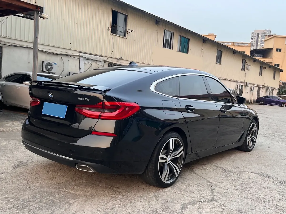 2021 BMW 6 Series GT 2.0T 258HP L4 8AT,autocango,china used car exporter,china ev exporter,chinese used car exporter,chinese used ev exporter