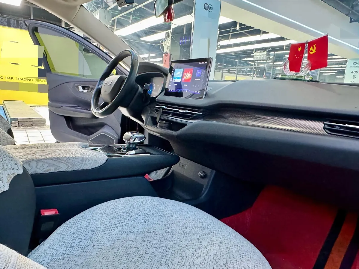 2023 HongQi E-QM5 BEV 54KWH,autocango,china used car exporter,china ev exporter,chinese used car exporter,chinese used ev exporter