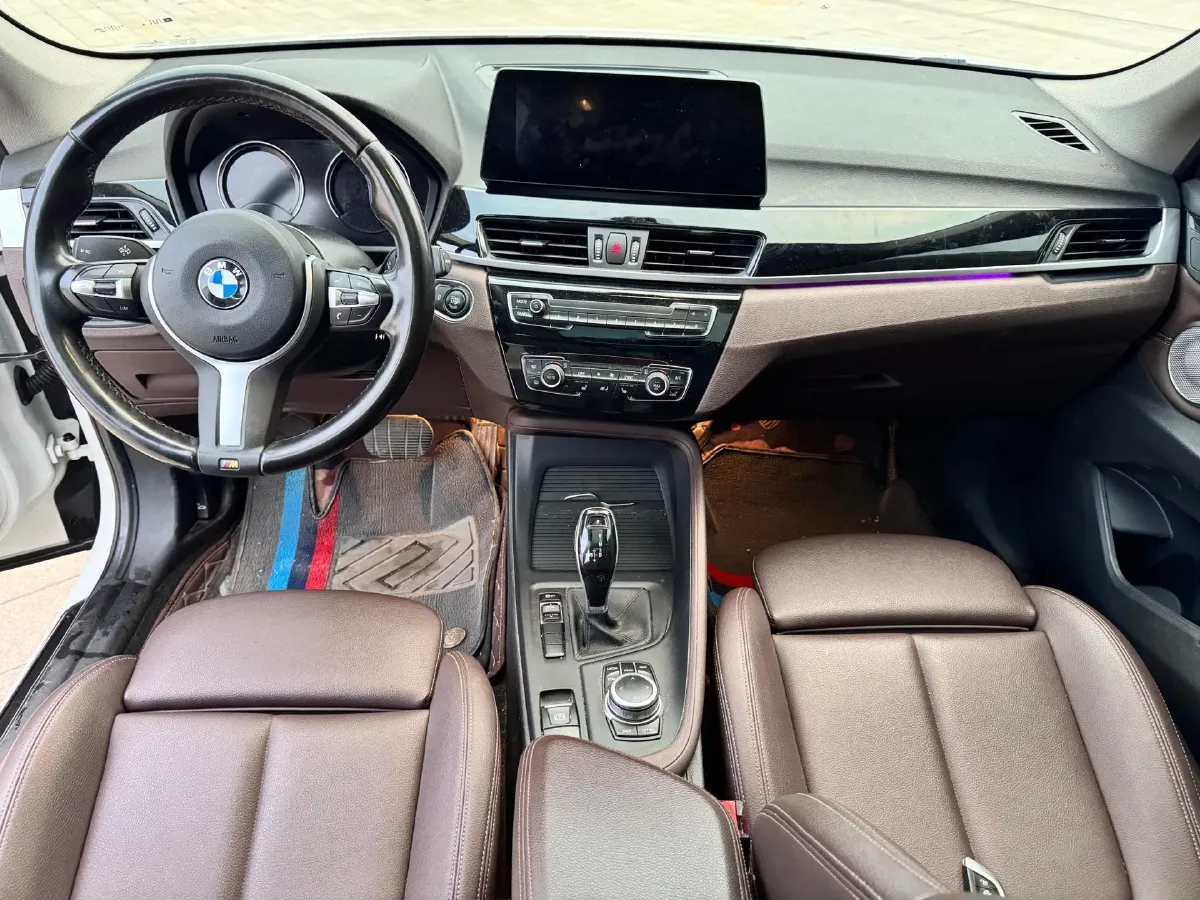 2021 BMW X1 2.0T 192HP L4 7DCT,autocango,china used car exporter,china ev exporter,chinese used car exporter,chinese used ev exporter