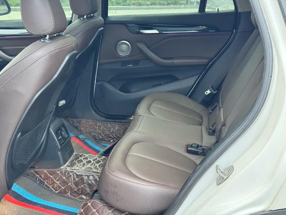 2021 BMW X1 2.0T 192HP L4 7DCT,autocango,china used car exporter,china ev exporter,chinese used car exporter,chinese used ev exporter