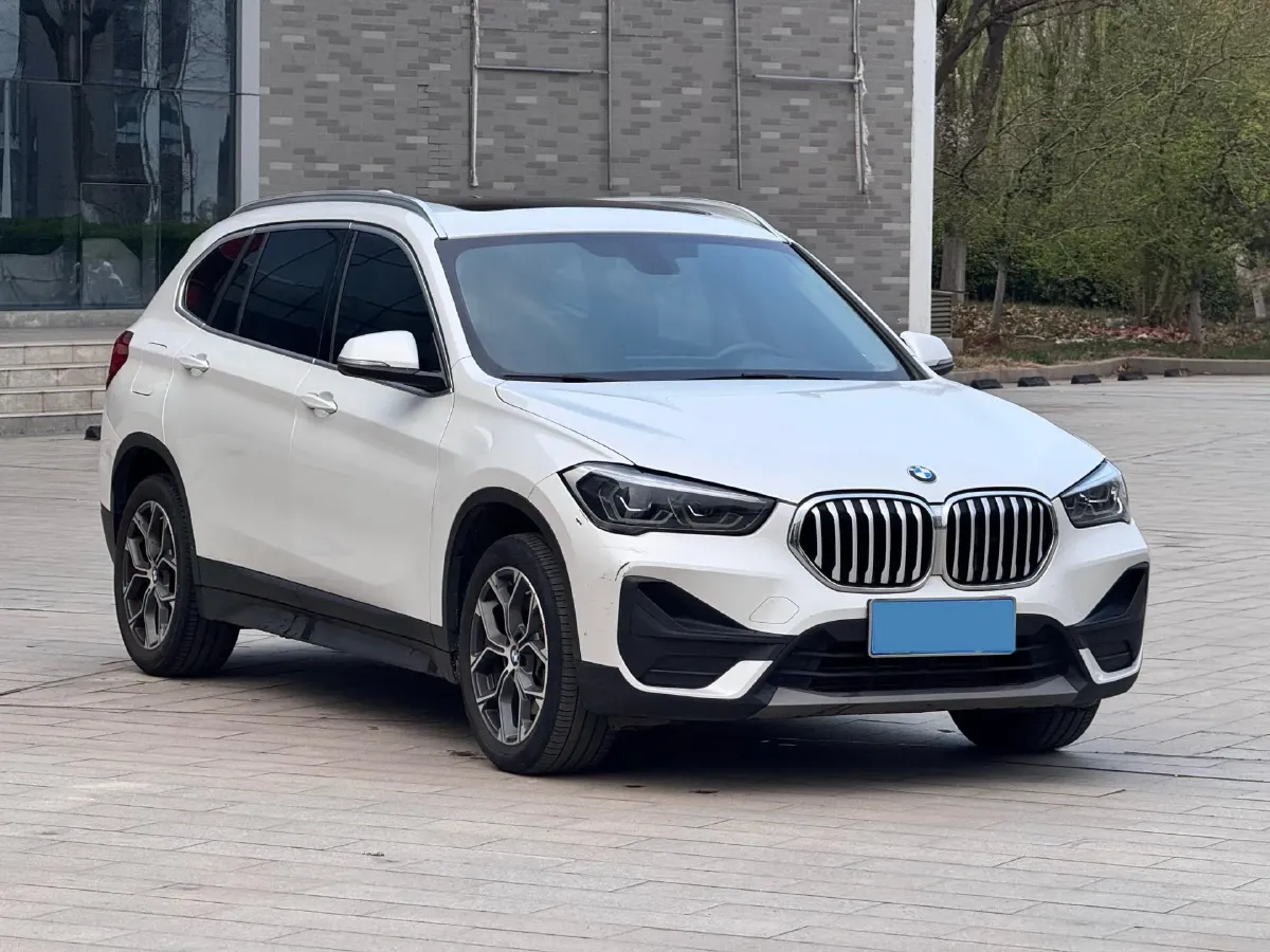 2021 BMW X1 2.0T 192HP L4 7DCT,autocango,china used car exporter,china ev exporter,chinese used car exporter,chinese used ev exporter