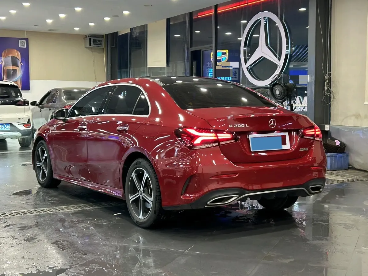 2022 Mercedes-Benz A Class 1.3T 163HP L4 7DCT,autocango,china used car exporter,china ev exporter,chinese used car exporter,chinese used ev exporter