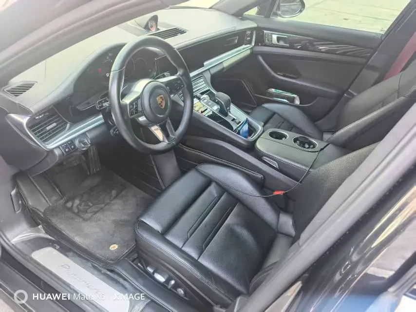 2019 Porsche Panamera 2.9T 330HP V6 8DCT,autocango,china used car exporter,china ev exporter,chinese used car exporter,chinese used ev exporter