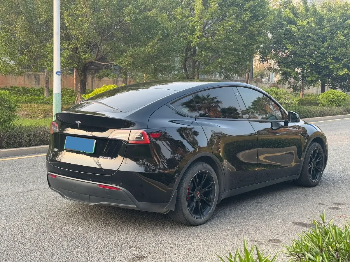 2022 Tesla Model Y BEV 60KWH,autocango,china used car exporter,china ev exporter,chinese used car exporter,chinese used ev exporter