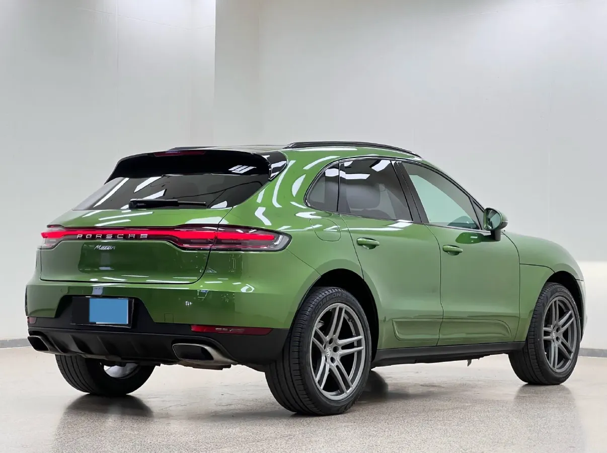 2018 Porsche Macan 2.0T 252HP L4 7DCT,autocango,china used car exporter,china ev exporter,chinese used car exporter,chinese used ev exporter