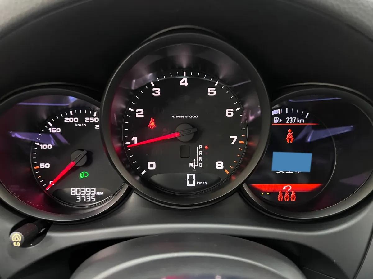 2018 Porsche Macan 2.0T 252HP L4 7DCT,autocango,china used car exporter,china ev exporter,chinese used car exporter,chinese used ev exporter