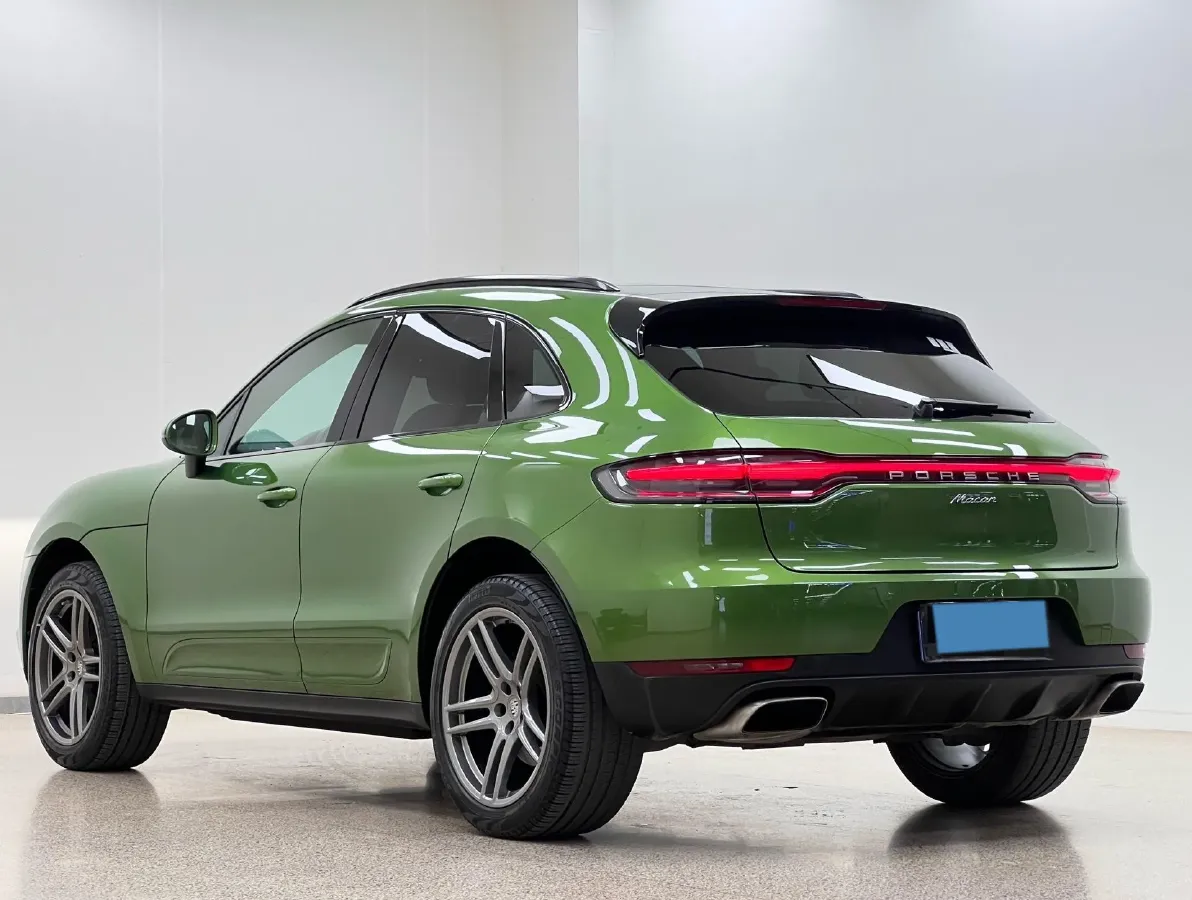 2018 Porsche Macan 2.0T 252HP L4 7DCT,autocango,china used car exporter,china ev exporter,chinese used car exporter,chinese used ev exporter