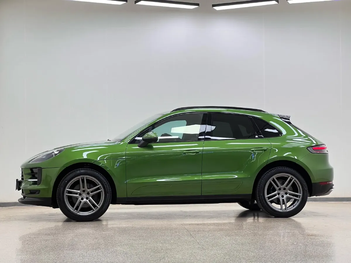 2018 Porsche Macan 2.0T 252HP L4 7DCT,autocango,china used car exporter,china ev exporter,chinese used car exporter,chinese used ev exporter