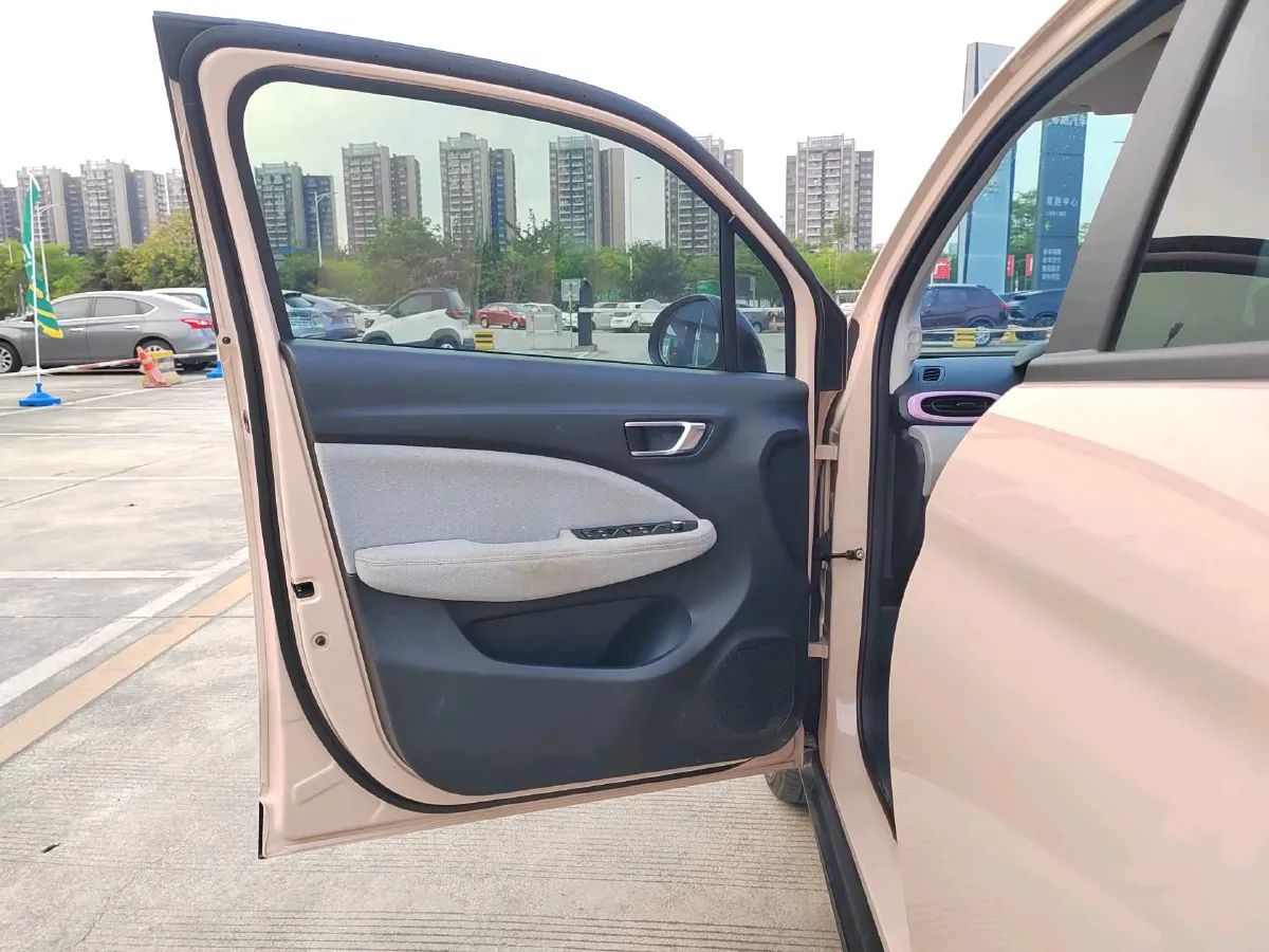 2021 Leapmotor T03 BEV 38KWH,autocango,china used car exporter,china ev exporter,chinese used car exporter,chinese used ev exporter