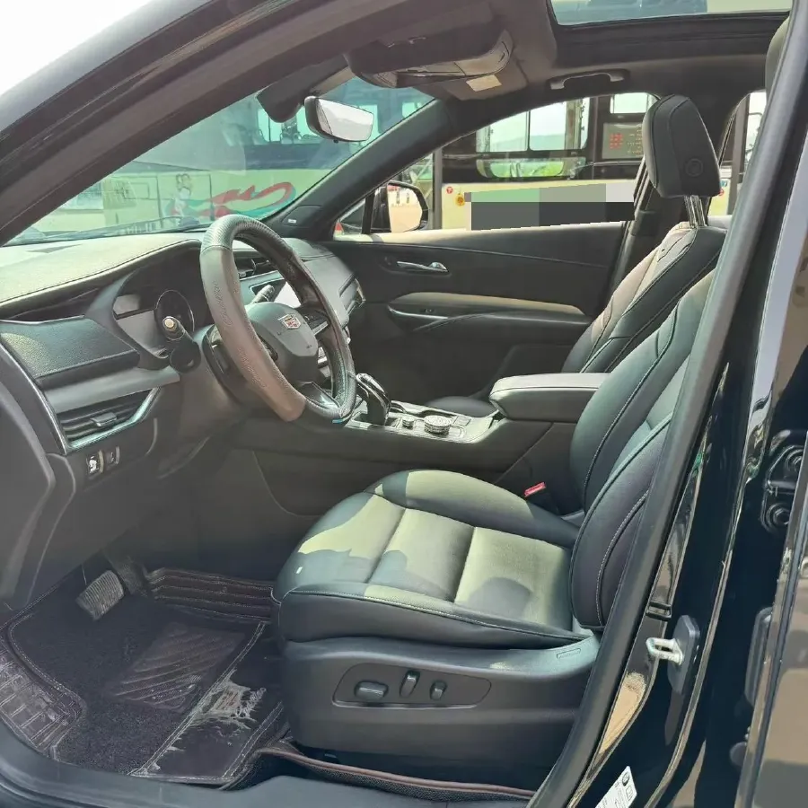 2020 Cadillac XT4 2.0T 241HP L4 9AT,autocango,china used car exporter,china ev exporter,chinese used car exporter,chinese used ev exporter