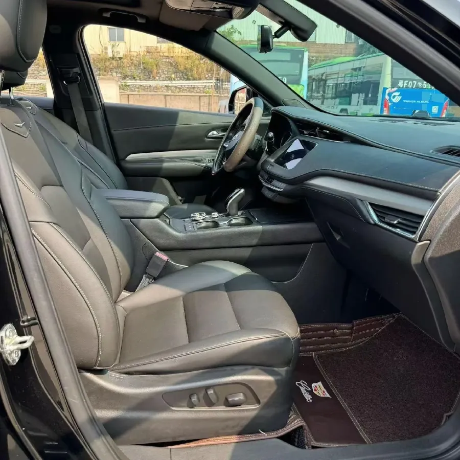 2020 Cadillac XT4 2.0T 241HP L4 9AT,autocango,china used car exporter,china ev exporter,chinese used car exporter,chinese used ev exporter