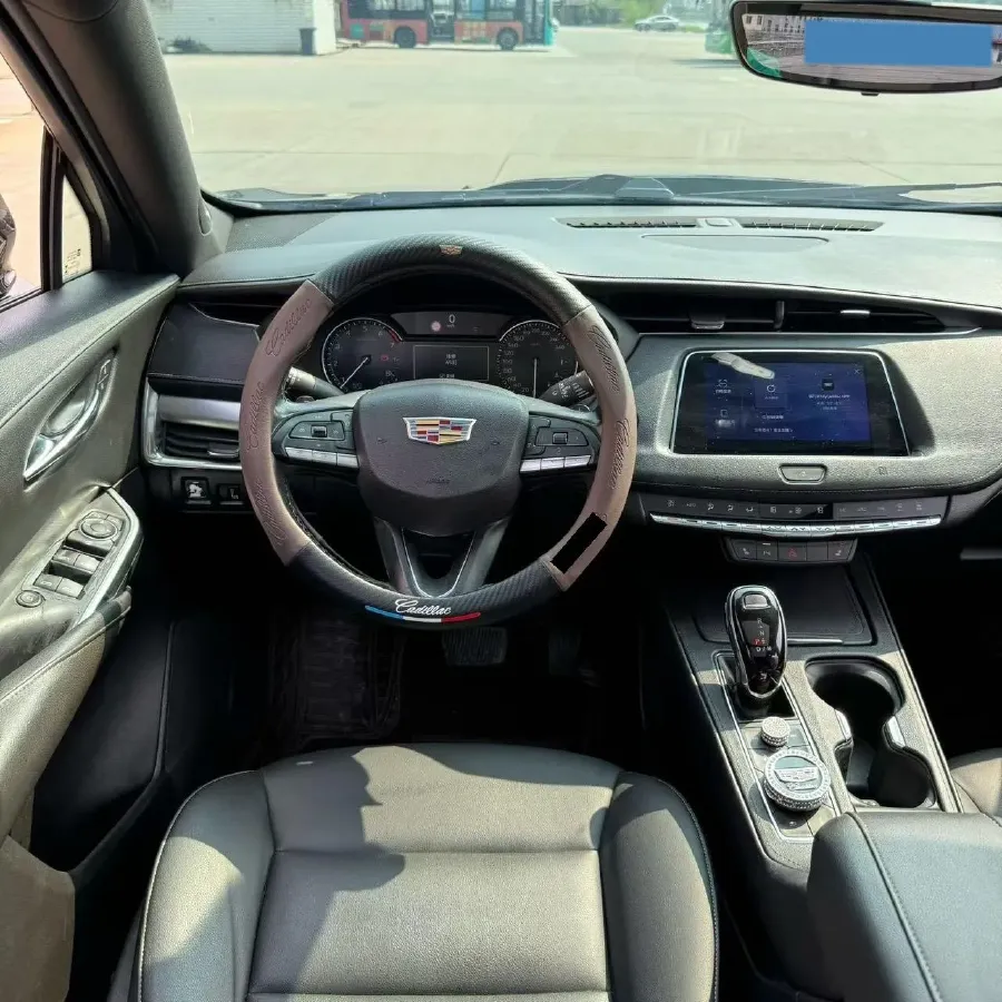 2020 Cadillac XT4 2.0T 241HP L4 9AT,autocango,china used car exporter,china ev exporter,chinese used car exporter,chinese used ev exporter