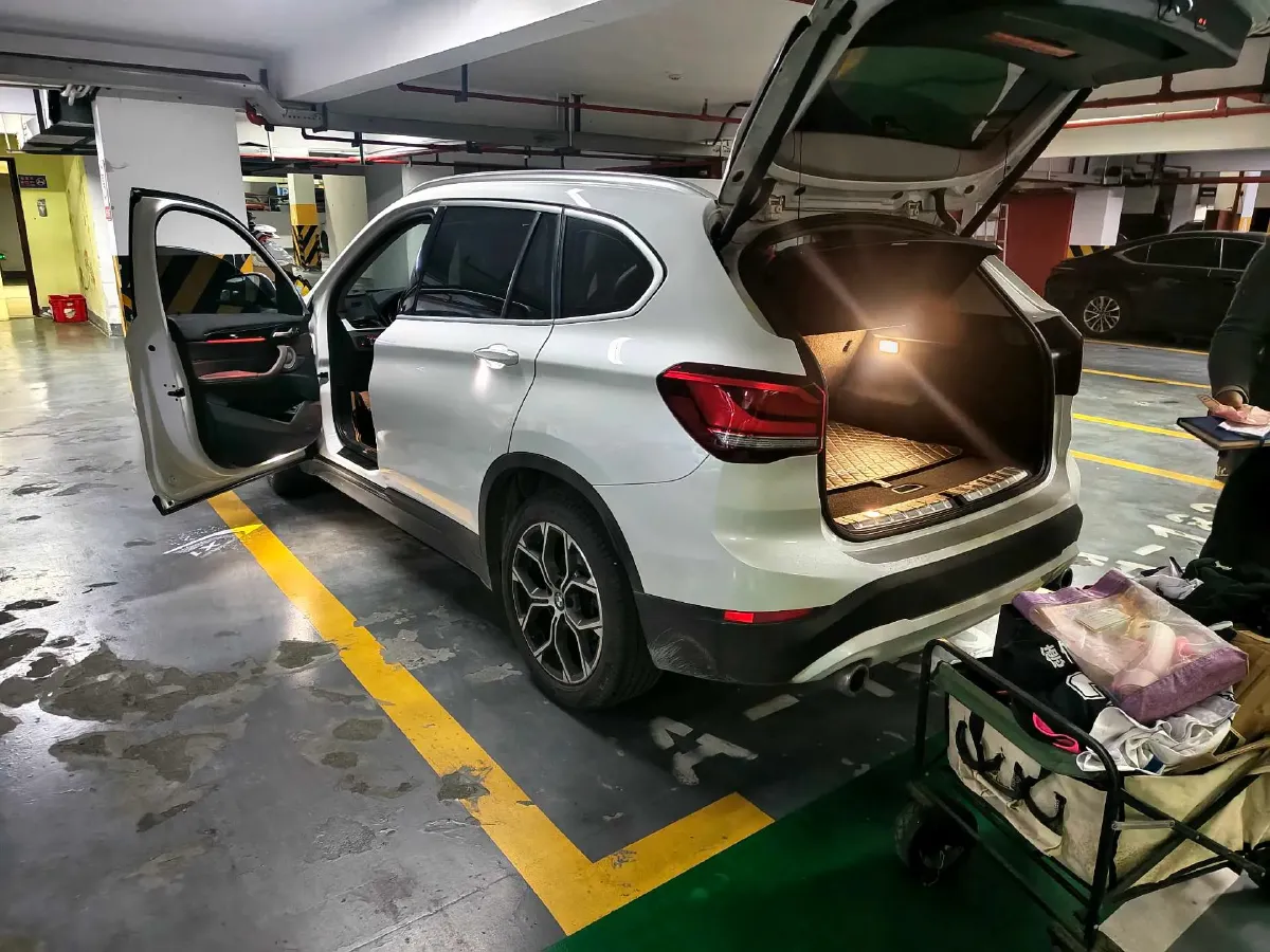 2022 BMW X1 2.0T 192HP L4 7DCT,autocango,china used car exporter,china ev exporter,chinese used car exporter,chinese used ev exporter