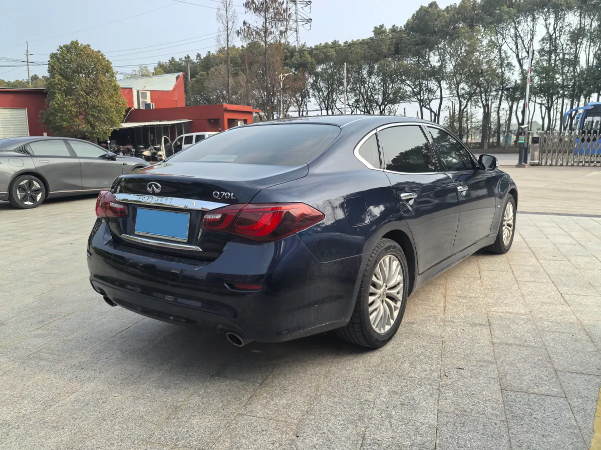 2017 Volkswagen Alltrack 2.0T 220HP L4 7DCT,autocango,china used car exporter,china ev exporter,chinese used car exporter,chinese used ev exporter