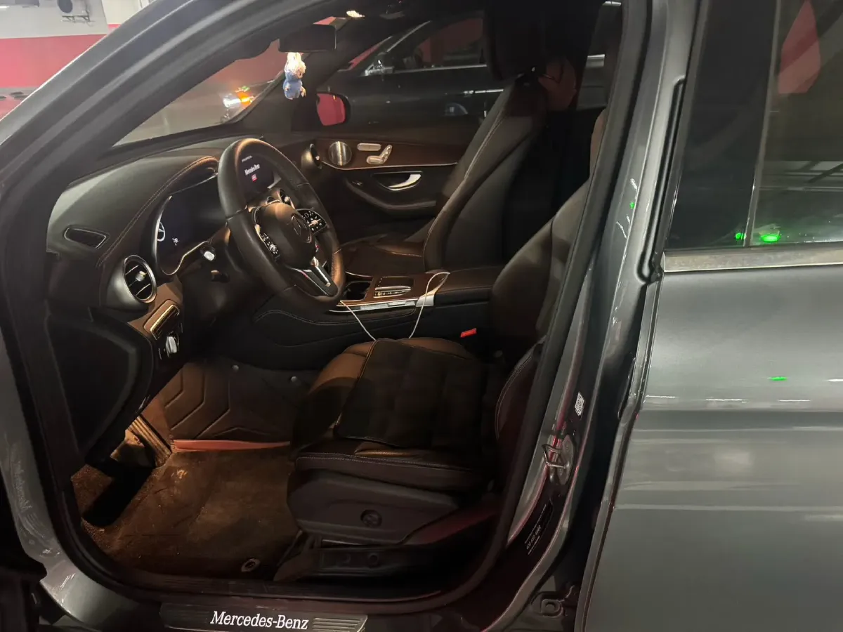 2021 Mercedes-Benz GLC Class 2.0T 258HP L4 9AT,autocango,china used car exporter,china ev exporter,chinese used car exporter,chinese used ev exporter