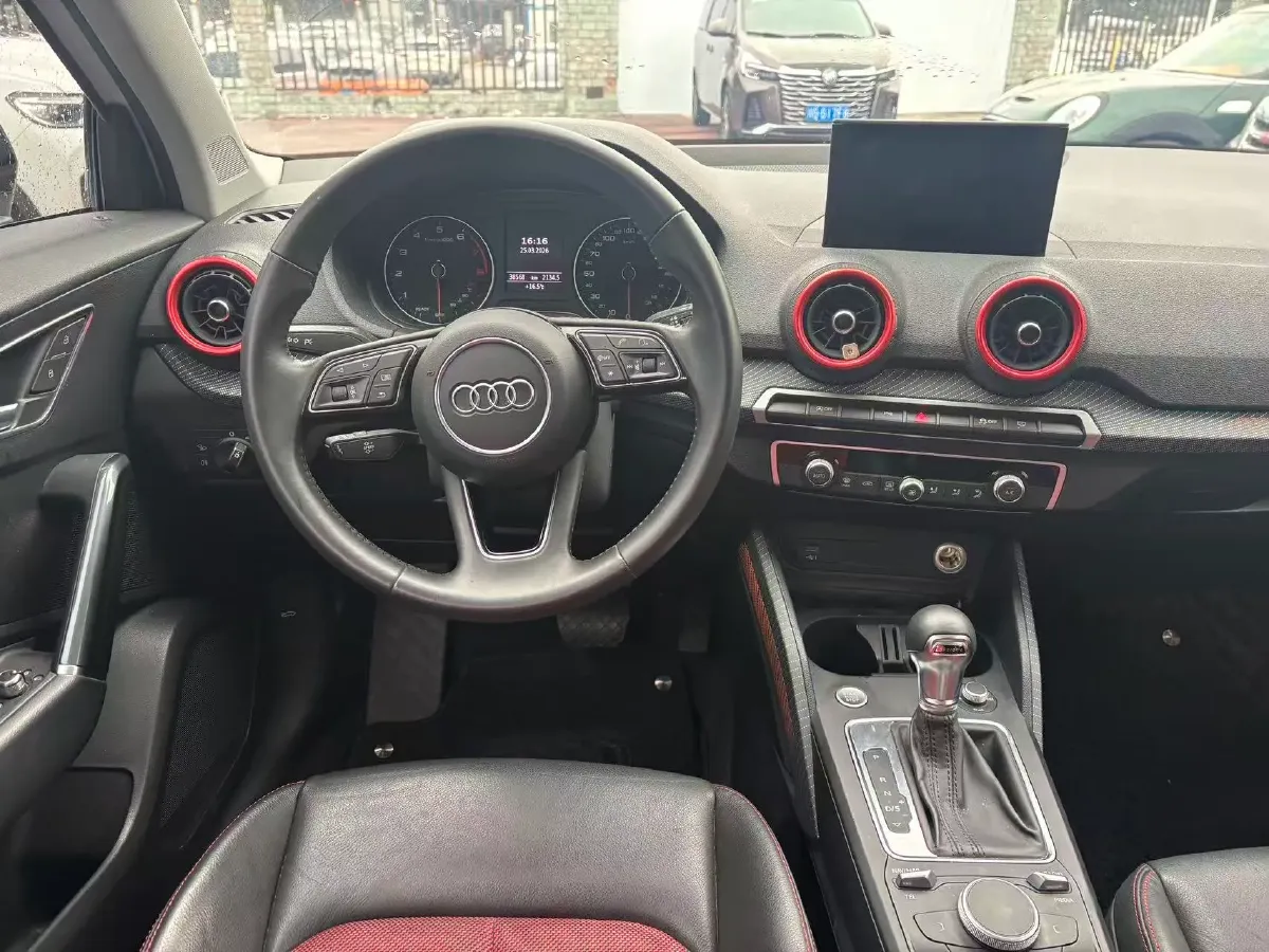 2020 Audi Q2L 1.4T 150HP L4 7DCT,autocango,china used car exporter,china ev exporter,chinese used car exporter,chinese used ev exporter