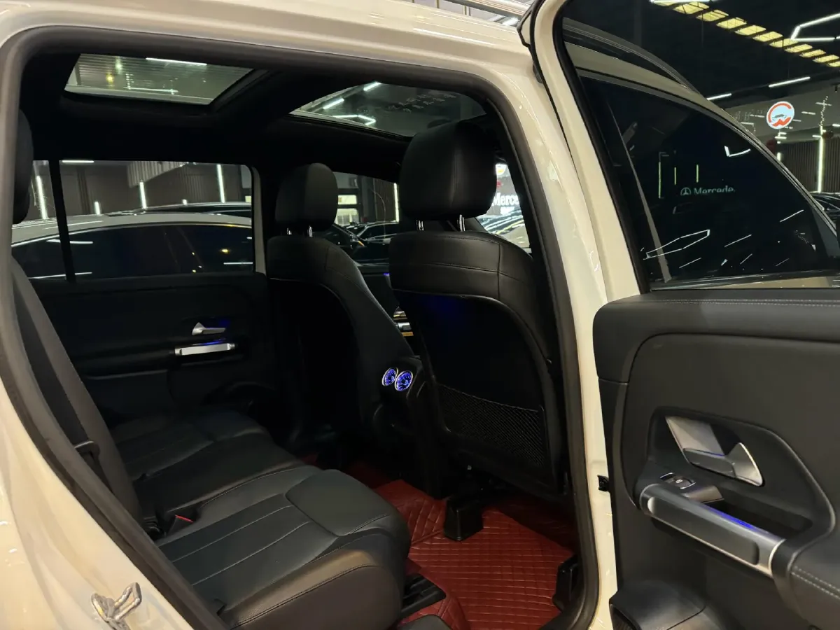 2020 Mercedes-Benz GLB Class 1.3T 136HP L4 7DCT,autocango,china used car exporter,china ev exporter,chinese used car exporter,chinese used ev exporter