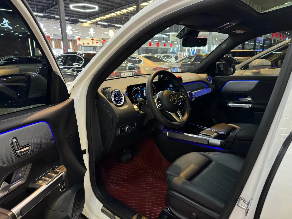 2020 Mercedes-Benz GLB Class 1.3T 136HP L4 7DCT,autocango,china used car exporter,china ev exporter,chinese used car exporter,chinese used ev exporter