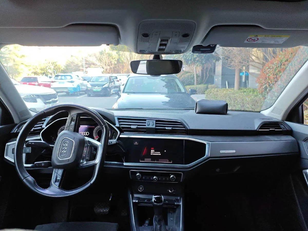 2021 Audi Q3 1.4T 150HP L4 7DCT,autocango,china used car exporter,china ev exporter,chinese used car exporter,chinese used ev exporter