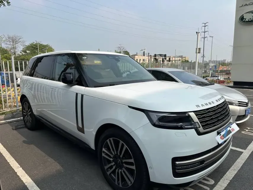 2024 Land Rover Range Rover 3.0T 400HP L6 8AT,autocango,china used car exporter,china ev exporter,chinese used car exporter,chinese used ev exporter