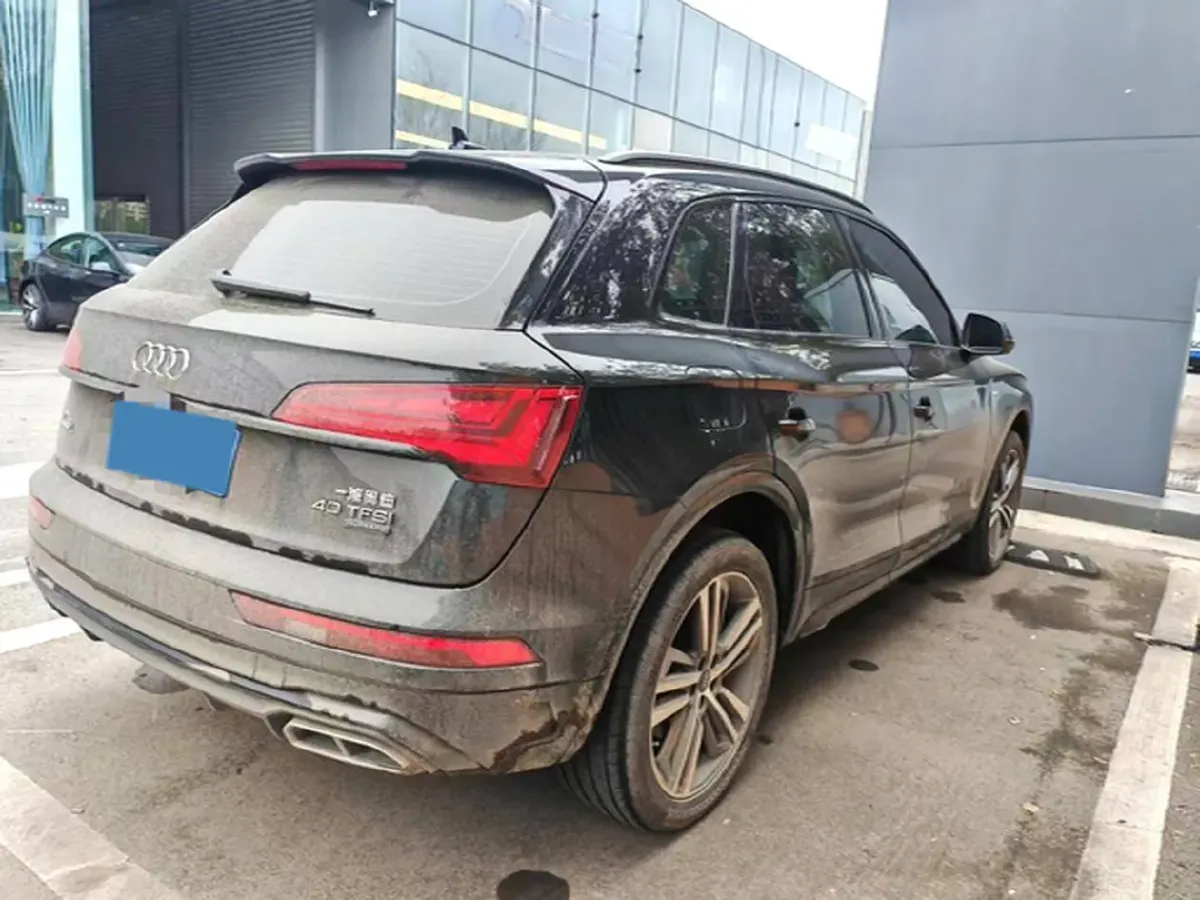 2023 Audi Q5L 2.0T 190HP L4 7DCT,autocango,china used car exporter,china ev exporter,chinese used car exporter,chinese used ev exporter