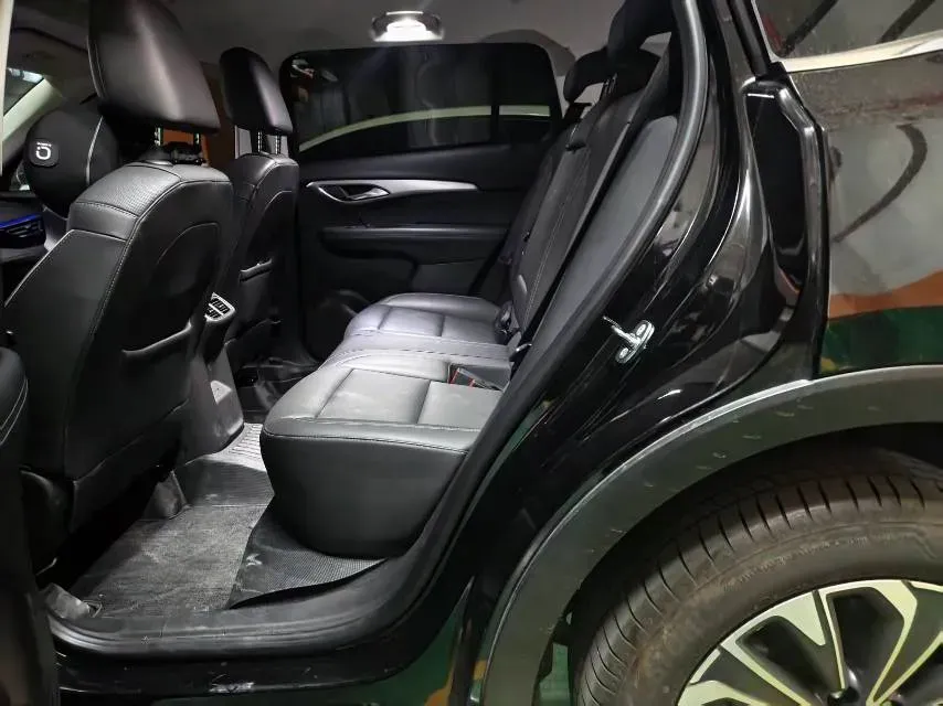 2025 Buick EnvisionPlus 2.0T 237HP L4 9AT,autocango,china used car exporter,china ev exporter,chinese used car exporter,chinese used ev exporter