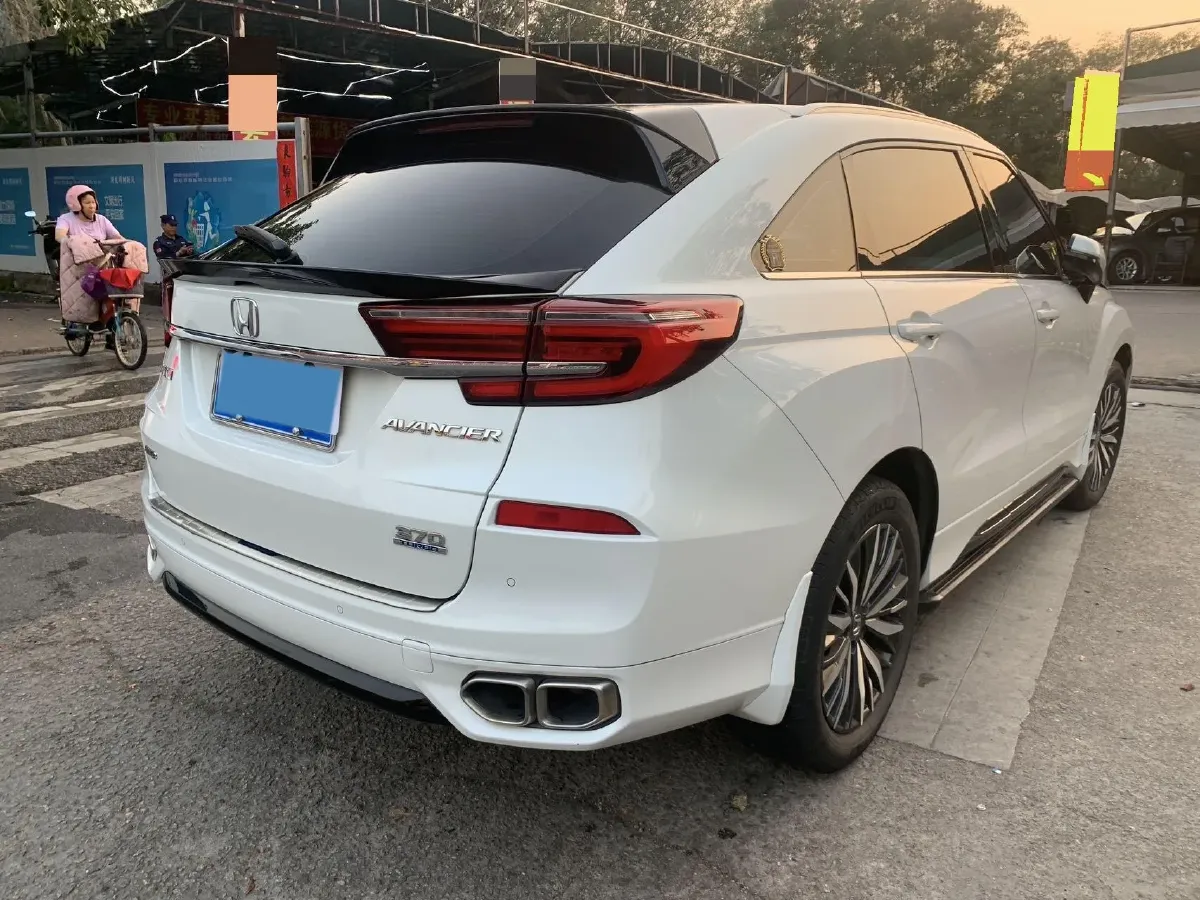 2020 Honda Avancier 2.0T 272HP L4 9AT,autocango,china used car exporter,china ev exporter,chinese used car exporter,chinese used ev exporter