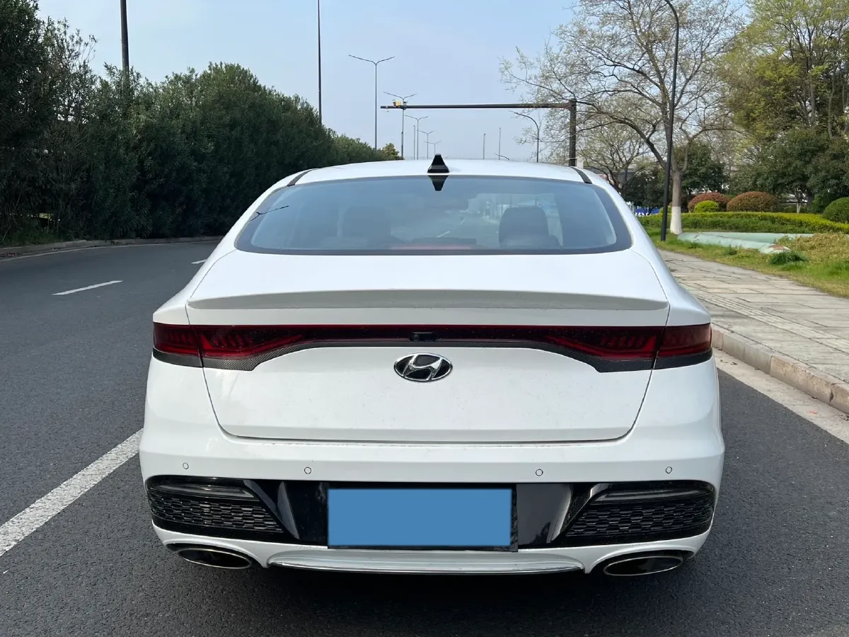 2019 Hyundai La Festa 1.6T 204HP L4 7DCT,autocango,china used car exporter,china ev exporter,chinese used car exporter,chinese used ev exporter